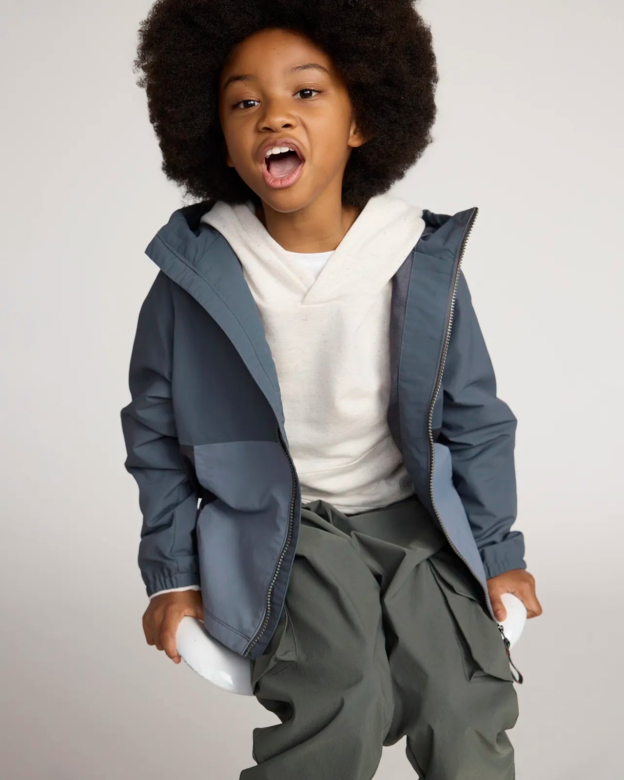 Unisex Kid’s Color Block Rain Jacket - Black/Grey