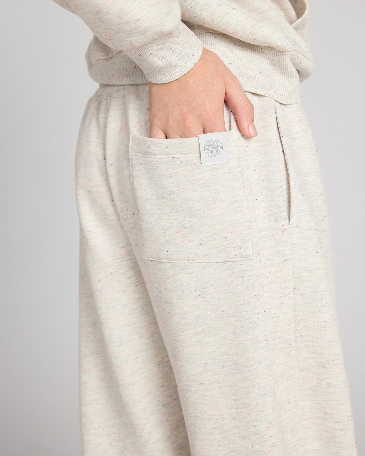 The Kids' Ecovero™ + GRS Certified Recycled Poly Candy Fleece Jogger - White