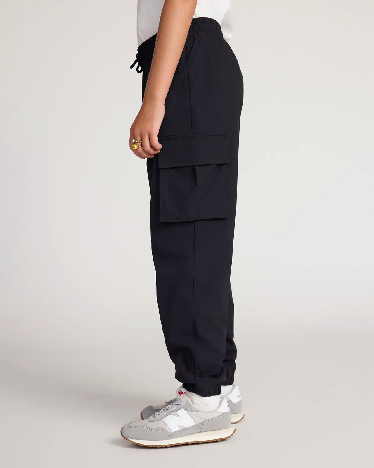 The Kids' Warm Stretch GRS Certified Recycled Nylon Cargo Pant - Black