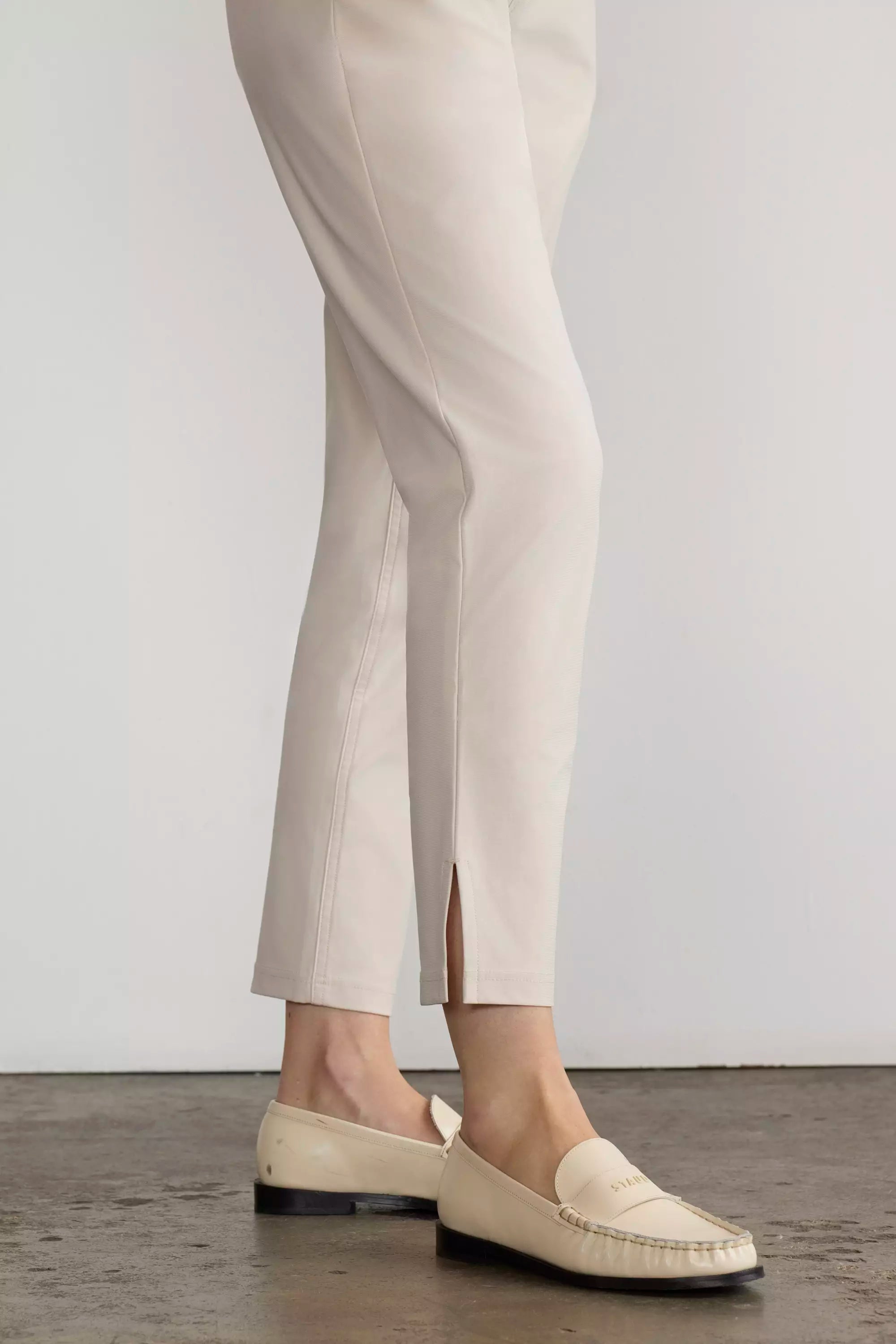 Limitless High-Rise Ankle Pant with Pleats