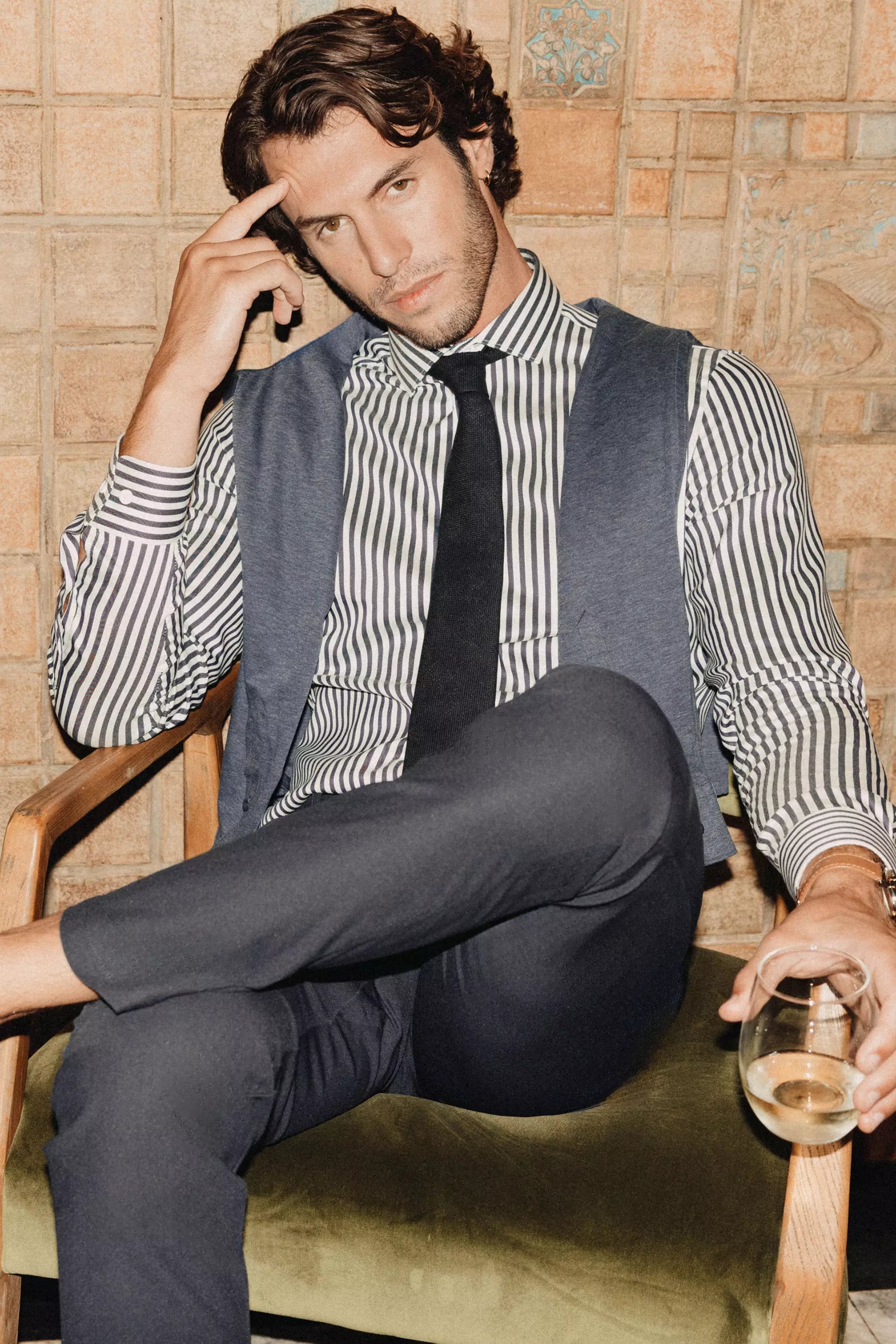 PerformLuxe Cotton Nylon Stripe Standard-Fit Shirt - Navy/Stripe
