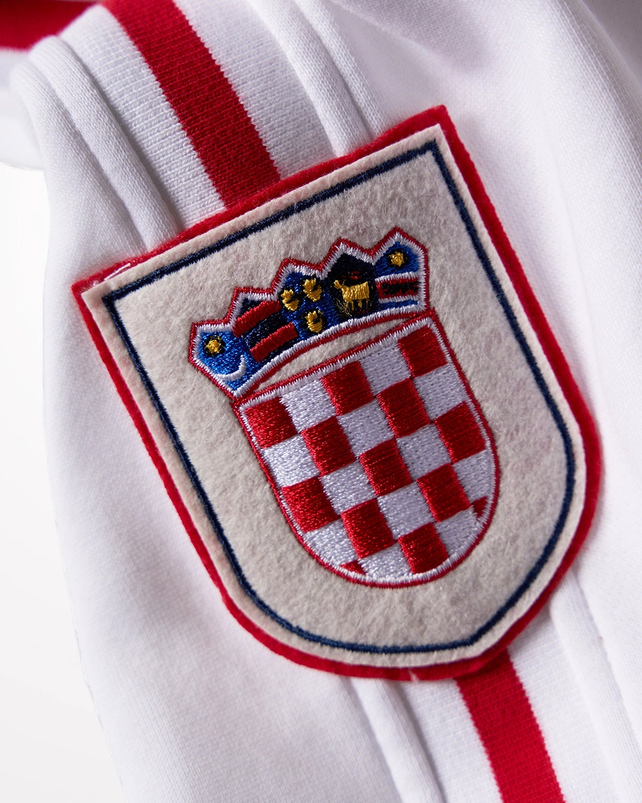 The Breakaway Hoodie - Breakaway White/Croatia