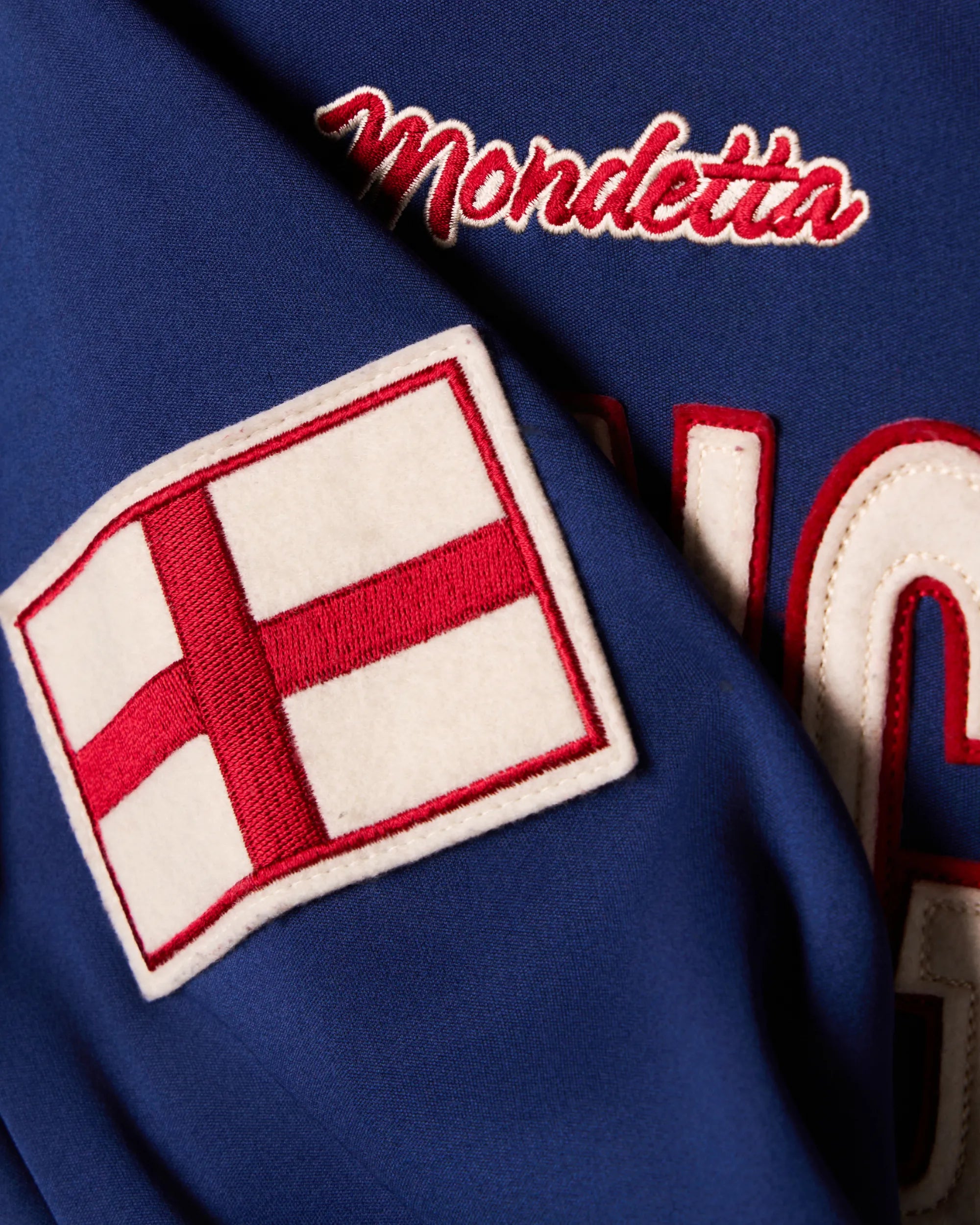 The Pitch Track Jacket “England”