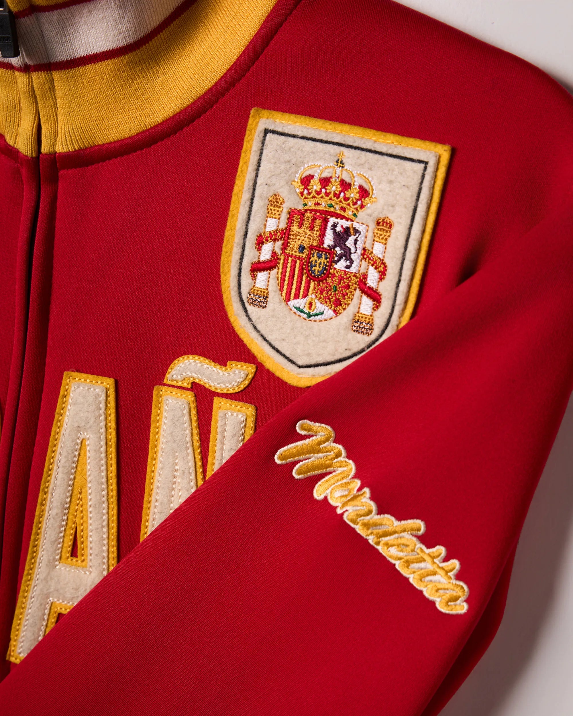 The Pitch Track Jacket “España”