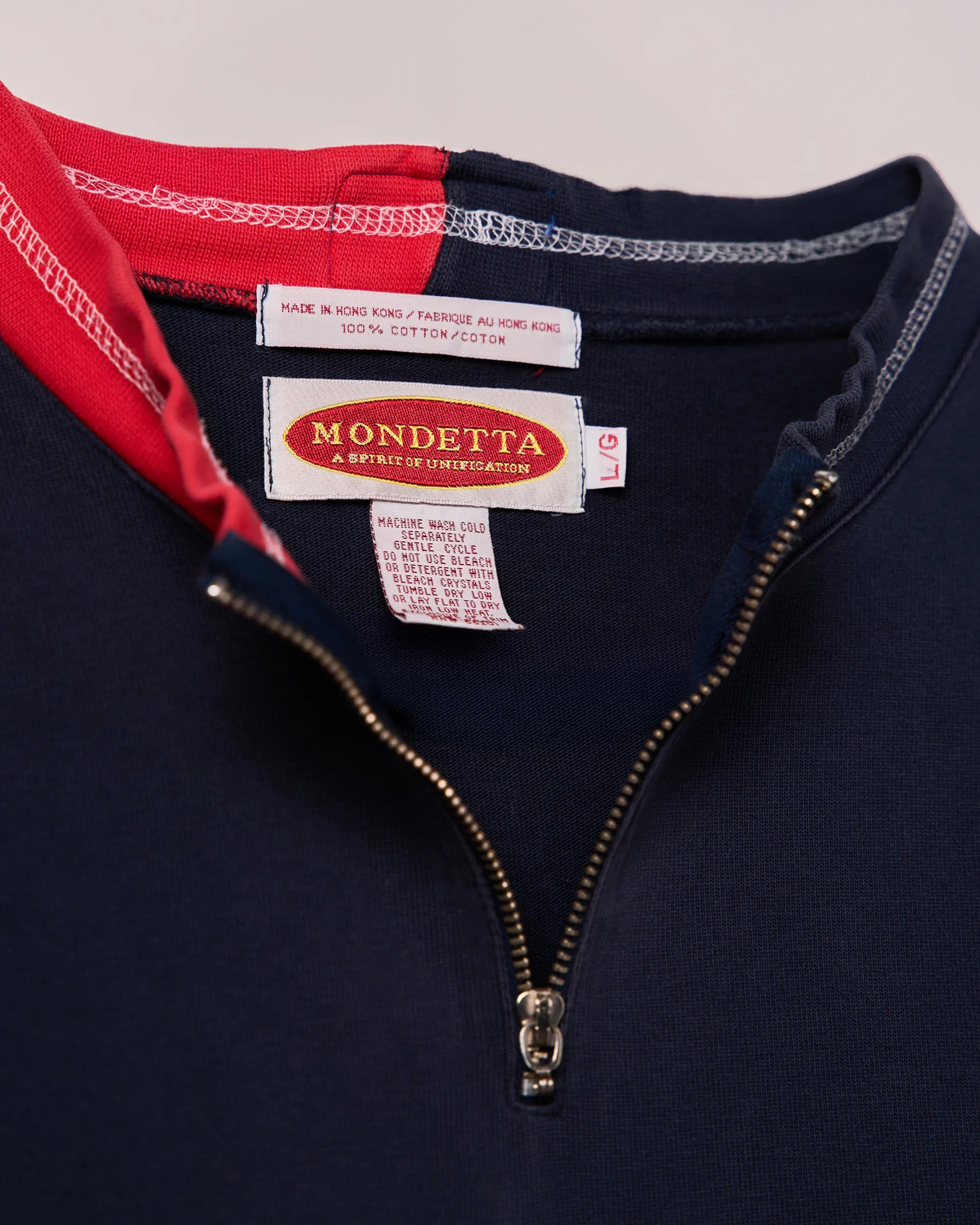 Mondetta ‘America’ Two Tone Collar Sweatshirt