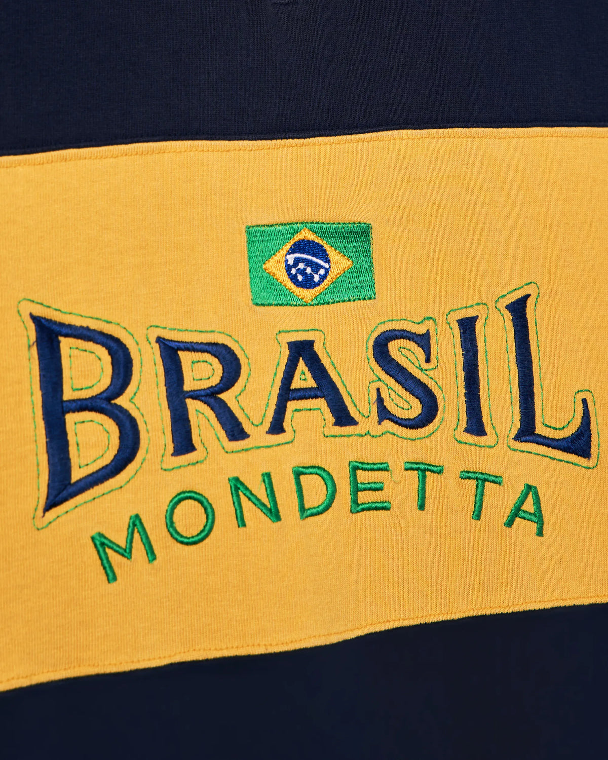 Mondetta ‘Brasil’ Two Tone Collar Sweatshirt