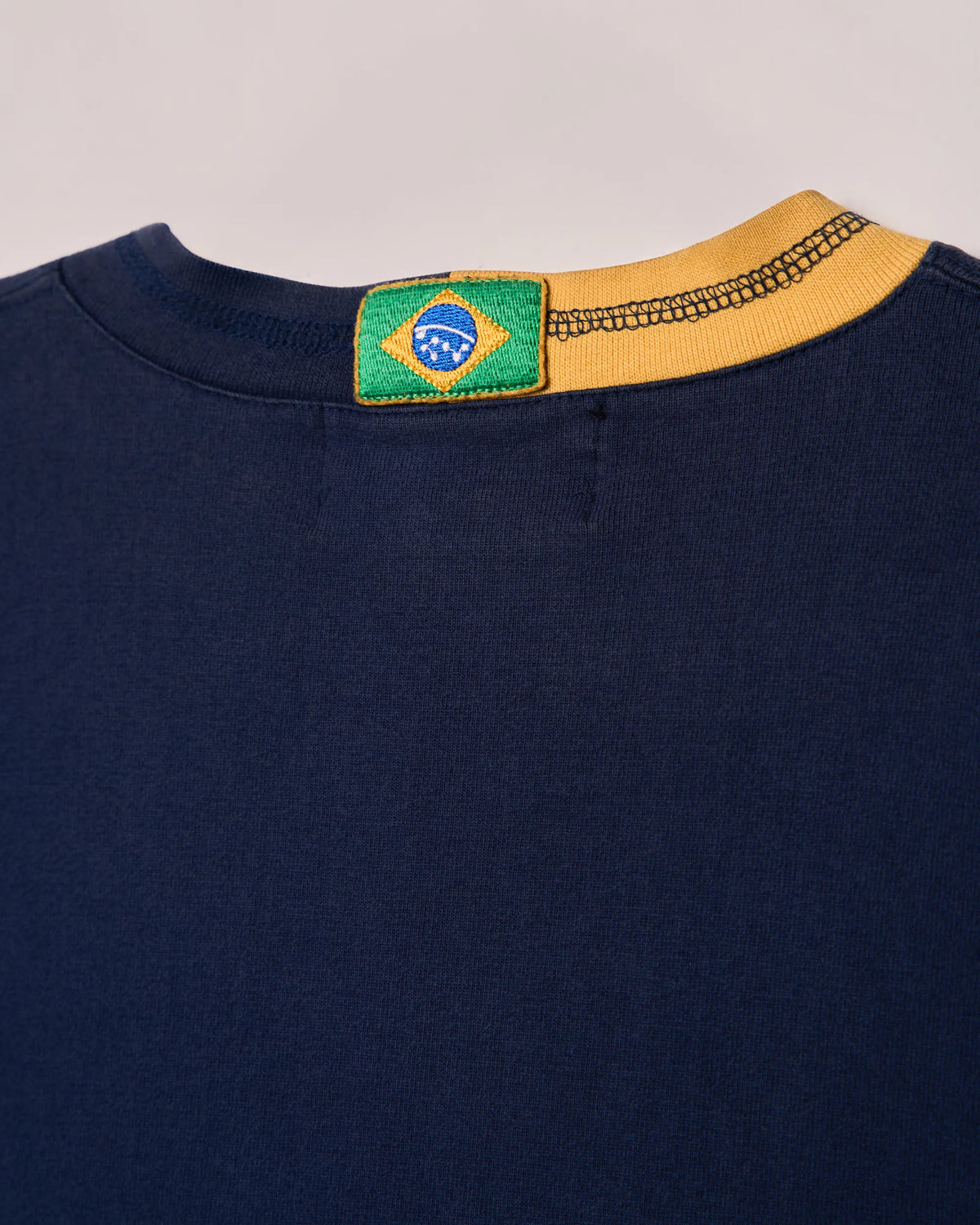 Mondetta ‘Brasil’ Two Tone Collar Sweatshirt