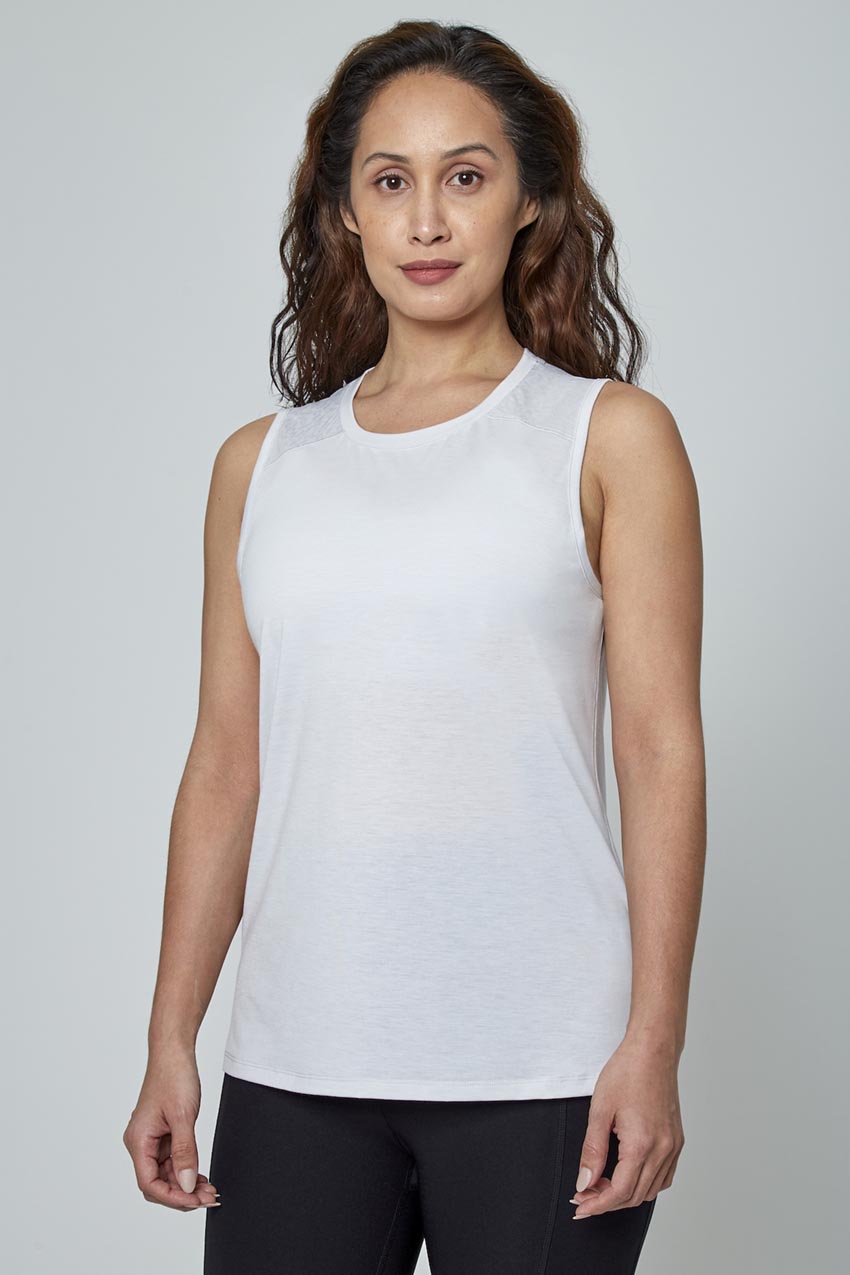 Mondetta Women’s Pebble Tank in Oyster Mushroom