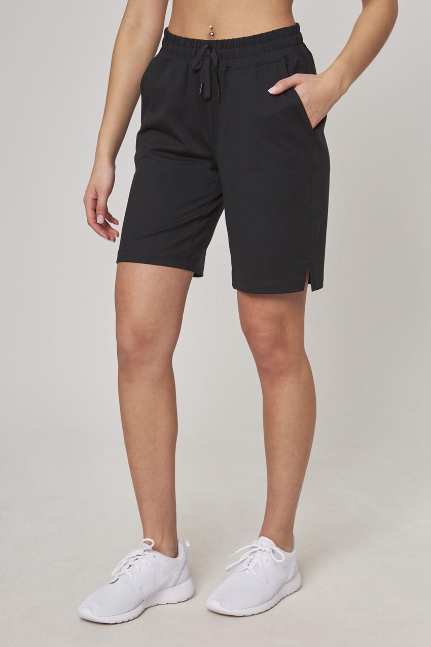 Women’s Solid Bermuda Short