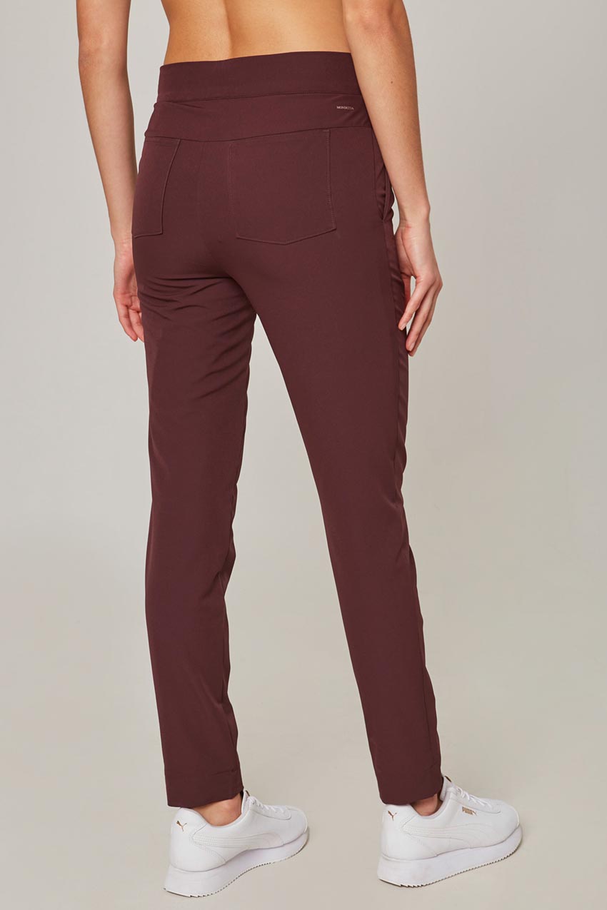 Women’s Woven Travel Pant