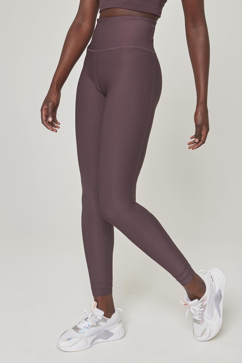 Explore High-Waisted 27" Cut-to-Length Hem Legging