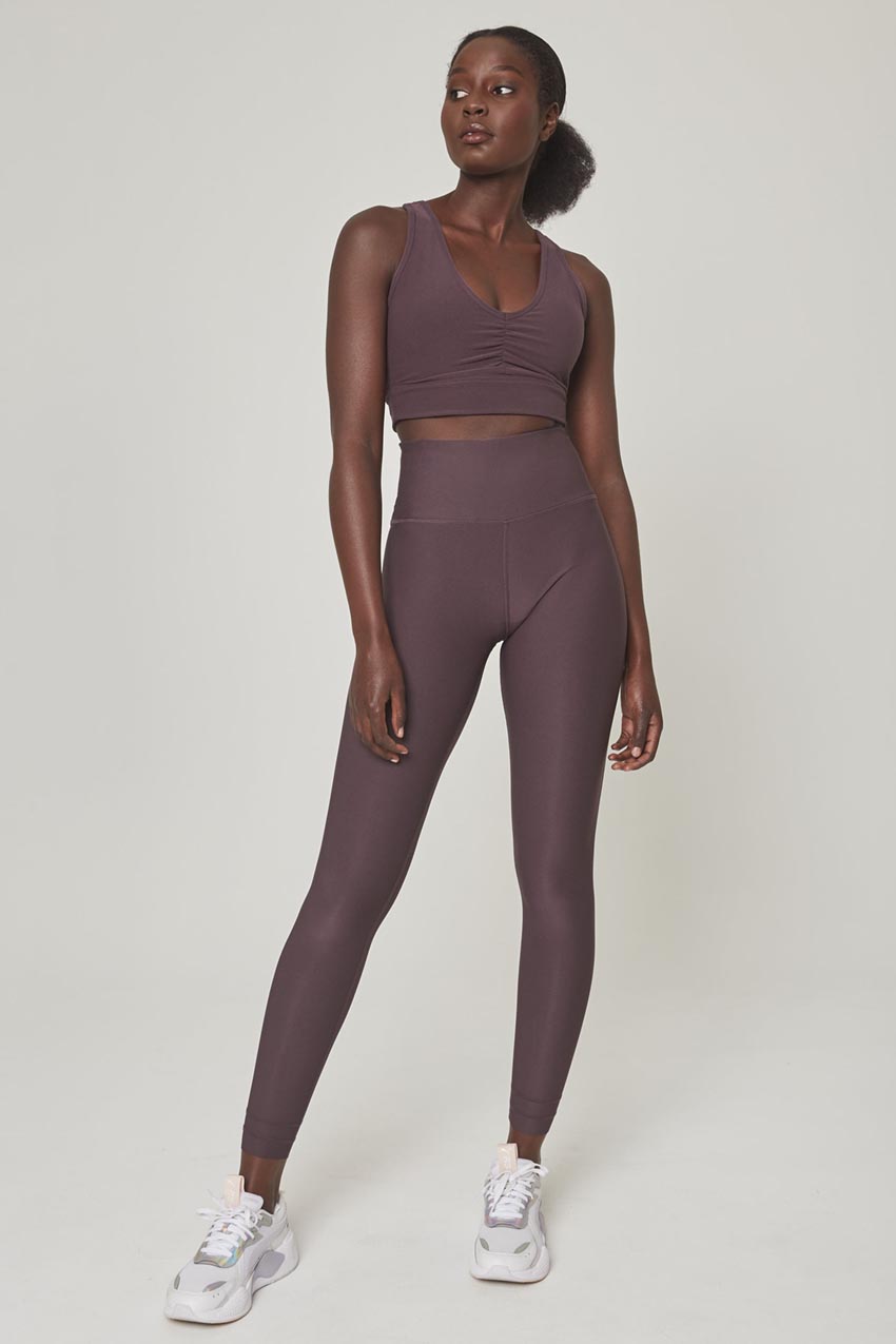 Explore High-Waisted 27" Cut-to-Length Hem Legging