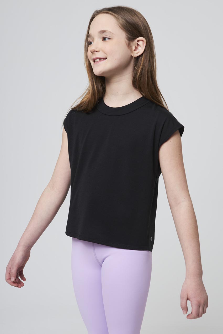 MPG Sport Dynamic Key-Hole Relaxed Girls Tee  in Black