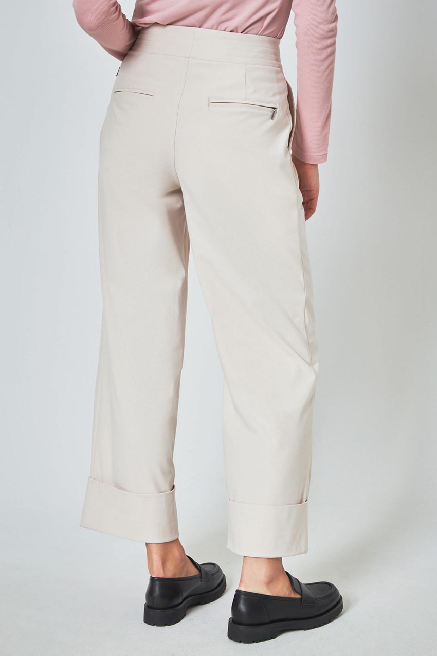 Limitless High-Rise Wide Leg Pleated Pant