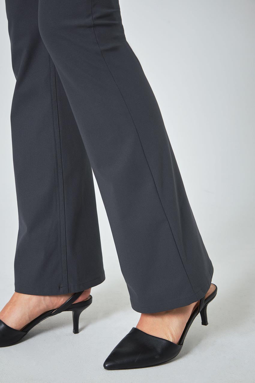 Limitless Mid-Rise Boot Cut Pant