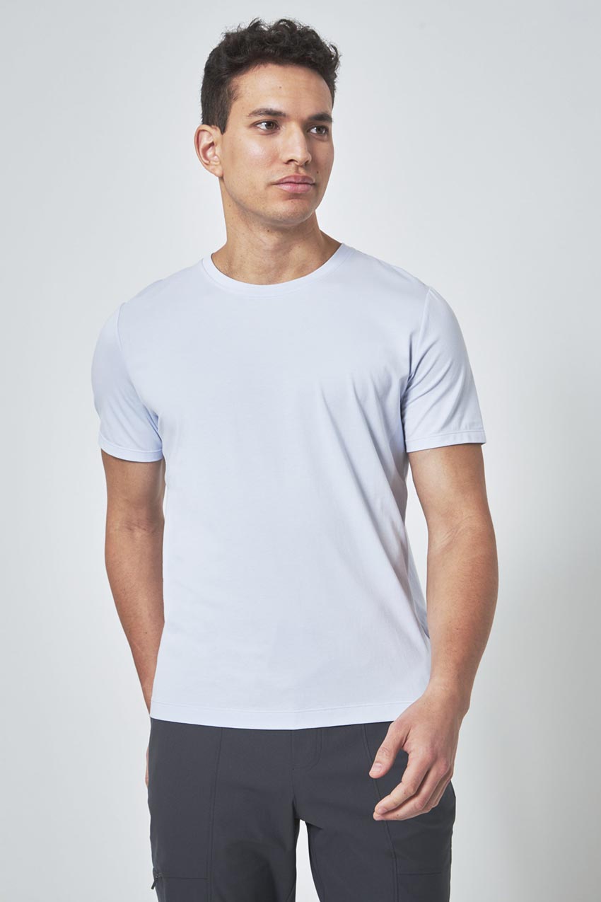 Modern Ambition Resonate Basic T-Shirt in Halogen Blue