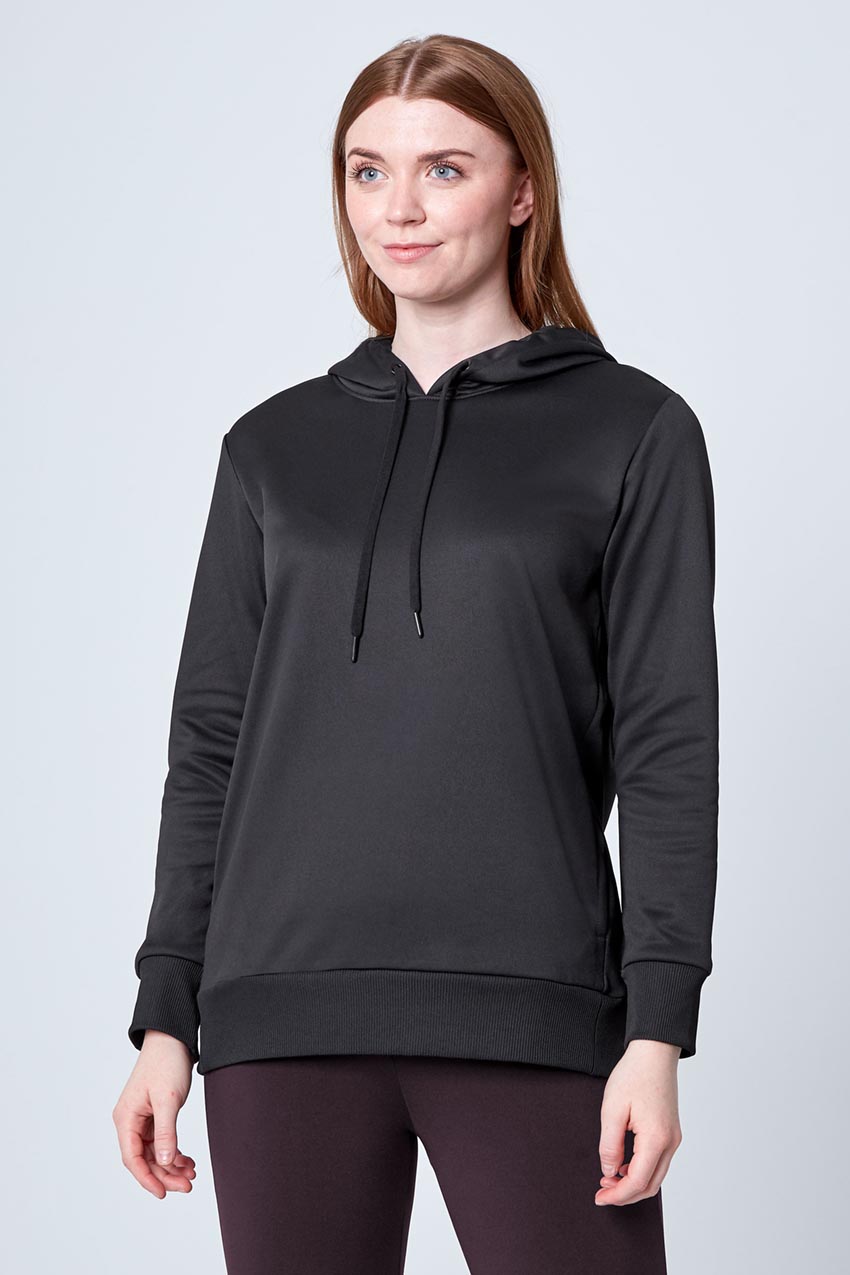 Mondetta Performance Hoodie in Black