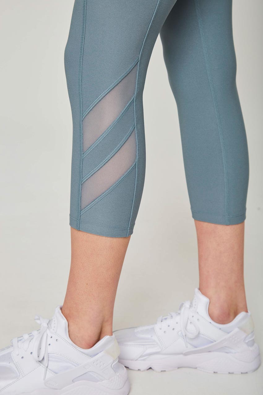 Women’s Mesh Capri