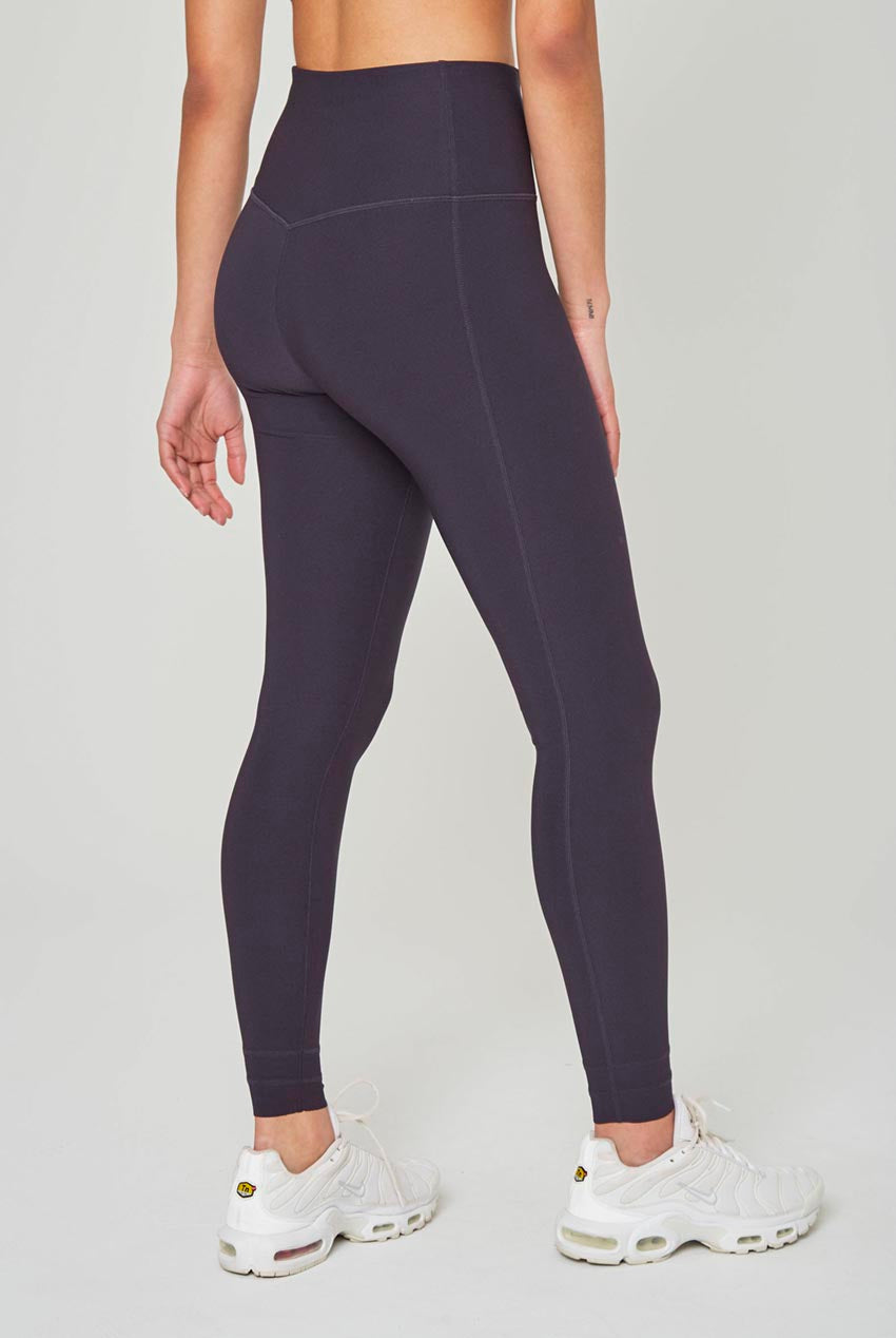 Explore High-Waisted 27" Cut-to-Length Hem Legging