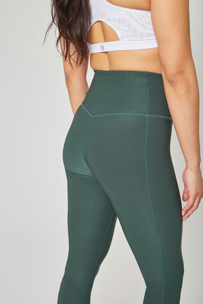 Explore High-Waisted 27" Cut-to-Length Hem Legging