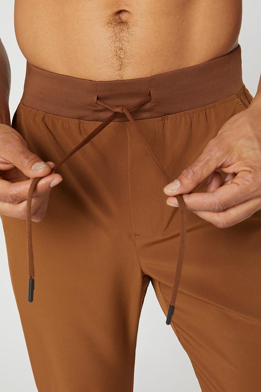 Lithe Recycled Polyester Stretch Woven Pant